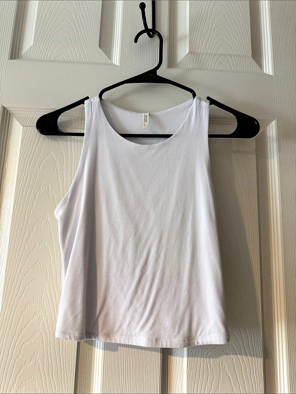 Be Cool Los Angeles (boutique) Women's White Tank Top Size Medium